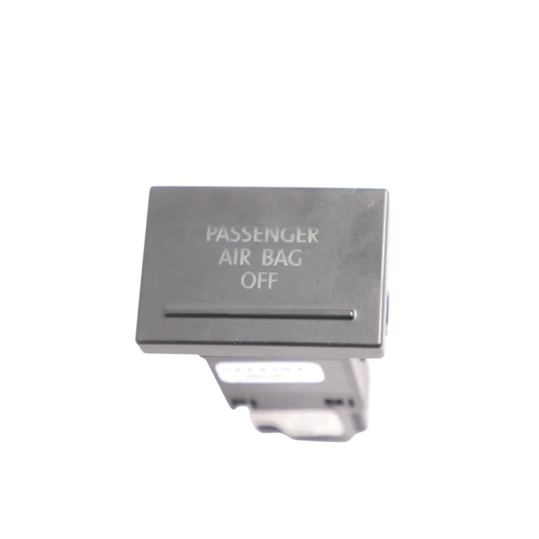 Volkswagen Touareg 7L Dashboard Passenger Air Module Switch Button - SKU 7L6919235B - Part number 7L6919235B