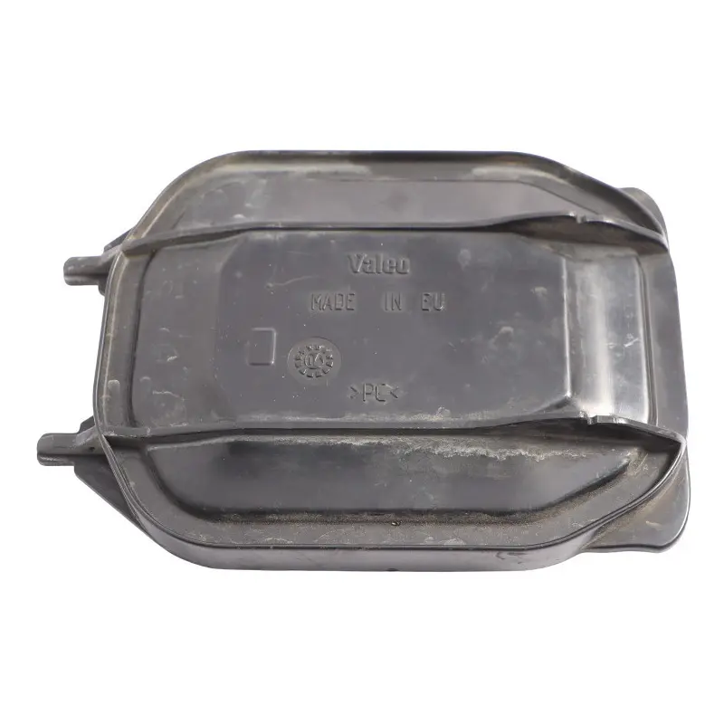 7L Front Lamp Headlight Cap Bulb Dust Cover Lid 7L6941627A to Volkswagen Touareg with Part number 7L6941608 Volkswagen Touareg 7L Front Lamp Headlight Cap Bulb Dust Cover Lid 7L6941627A - SKU 7L6941608 - Part number 7L6941608