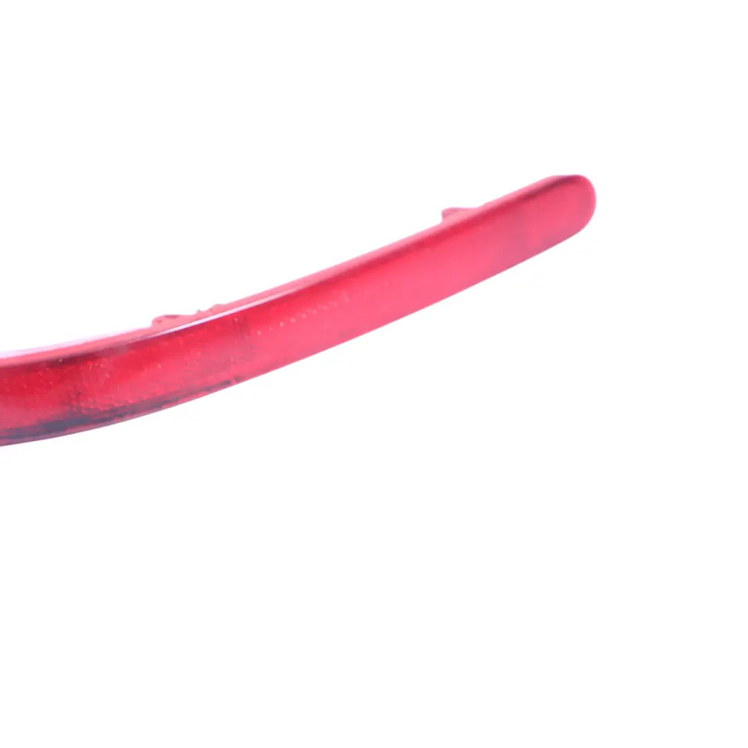 7L Hintere Stoßstange Rückstrahler Rechts für Volkswagen Touareg mit Teilenummer 7L6945106A Volkswagen Touareg 7L Hintere Stoßstange Rückstrahler Rechts - SKU 7L6945106A - Teilenummer 7L6945106A