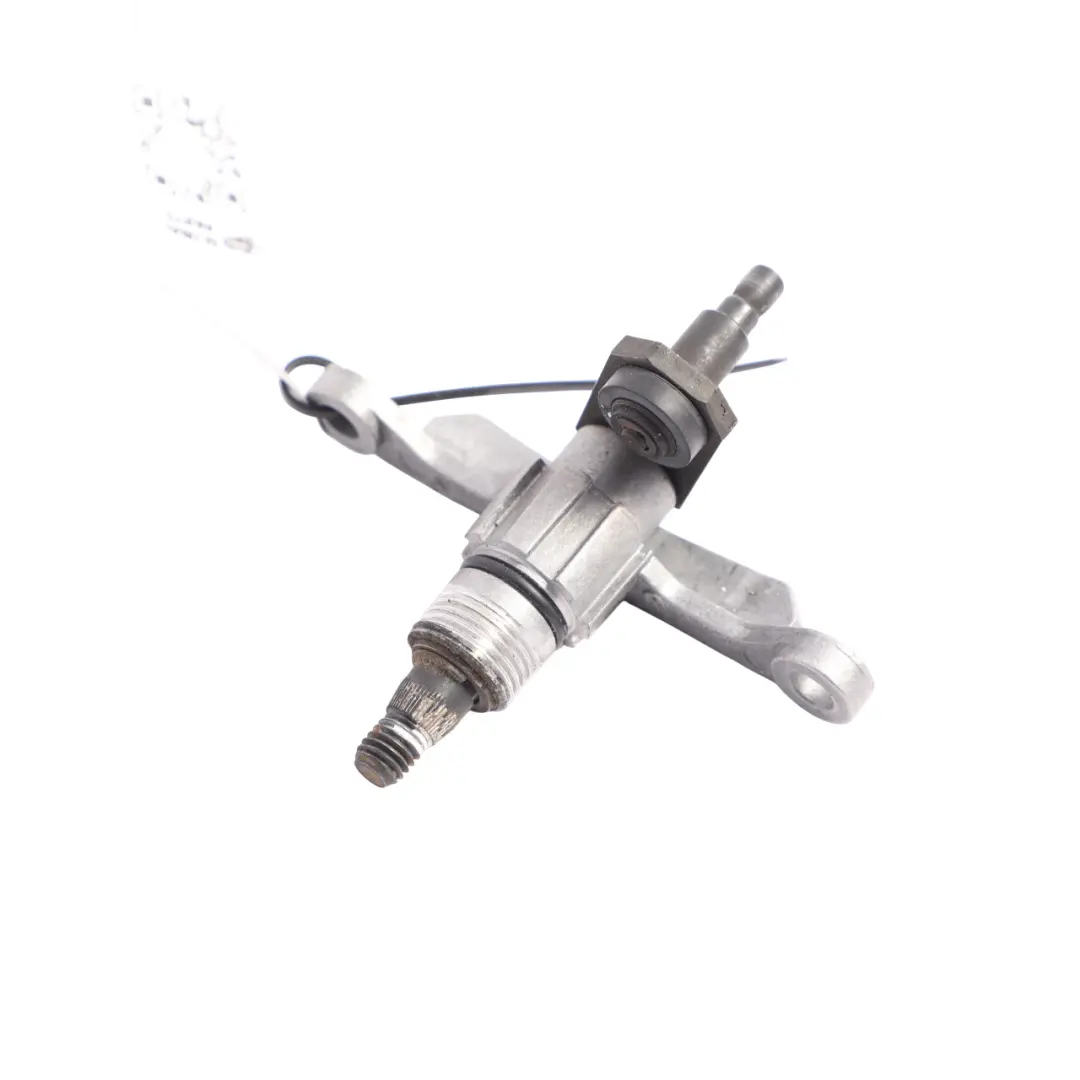 7L Rear Tailgate Glass Wiper Arm Spindle Shaft Gear to Volkswagen Touareg with Part number 7L6955215 Volkswagen Touareg 7L Rear Tailgate Glass Wiper Arm Spindle Shaft Gear - SKU 7L6955215 - Part number 7L6955215