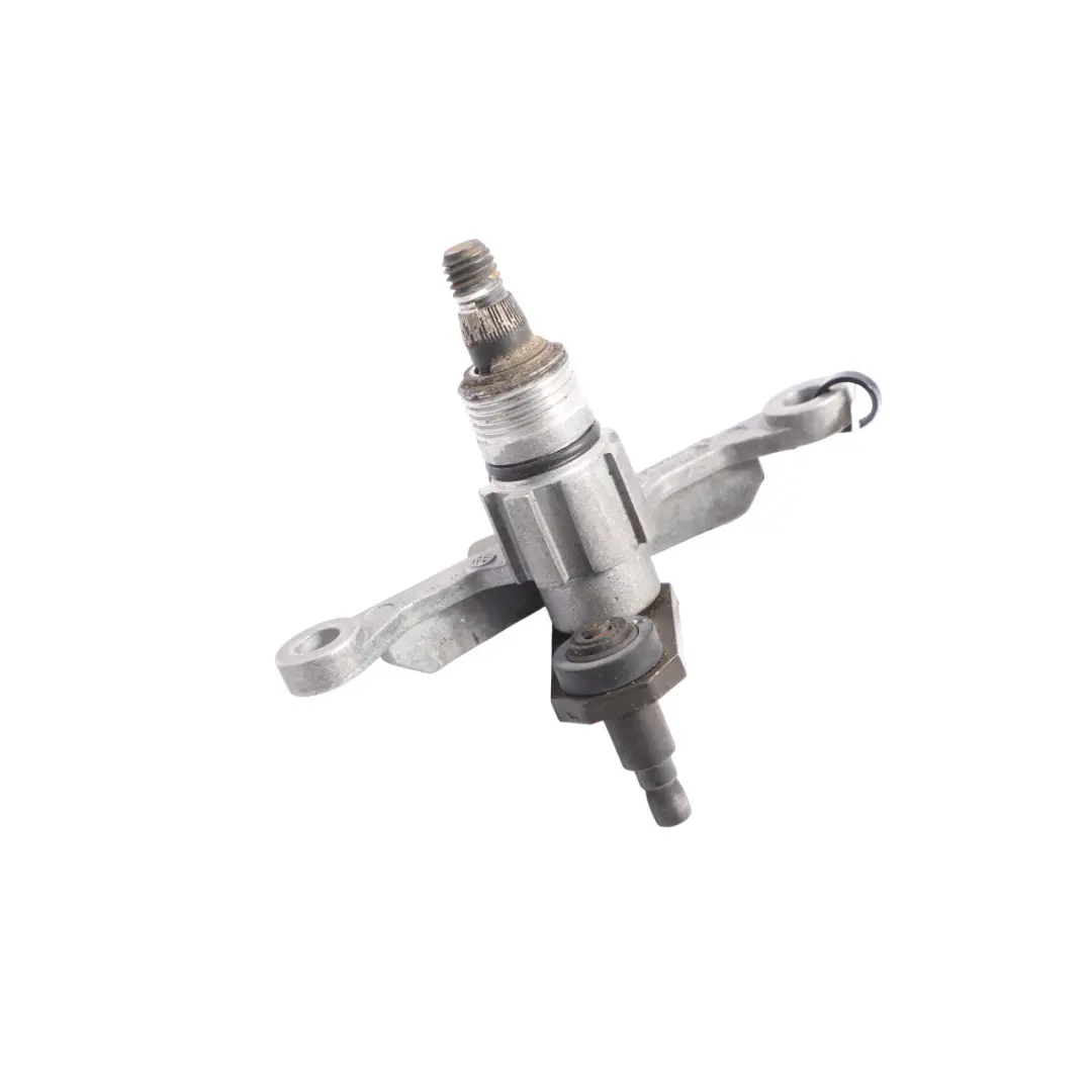 7L Rear Tailgate Glass Wiper Arm Spindle Shaft Gear to Volkswagen Touareg with Part number 7L6955215 Volkswagen Touareg 7L Rear Tailgate Glass Wiper Arm Spindle Shaft Gear - SKU 7L6955215 - Part number 7L6955215