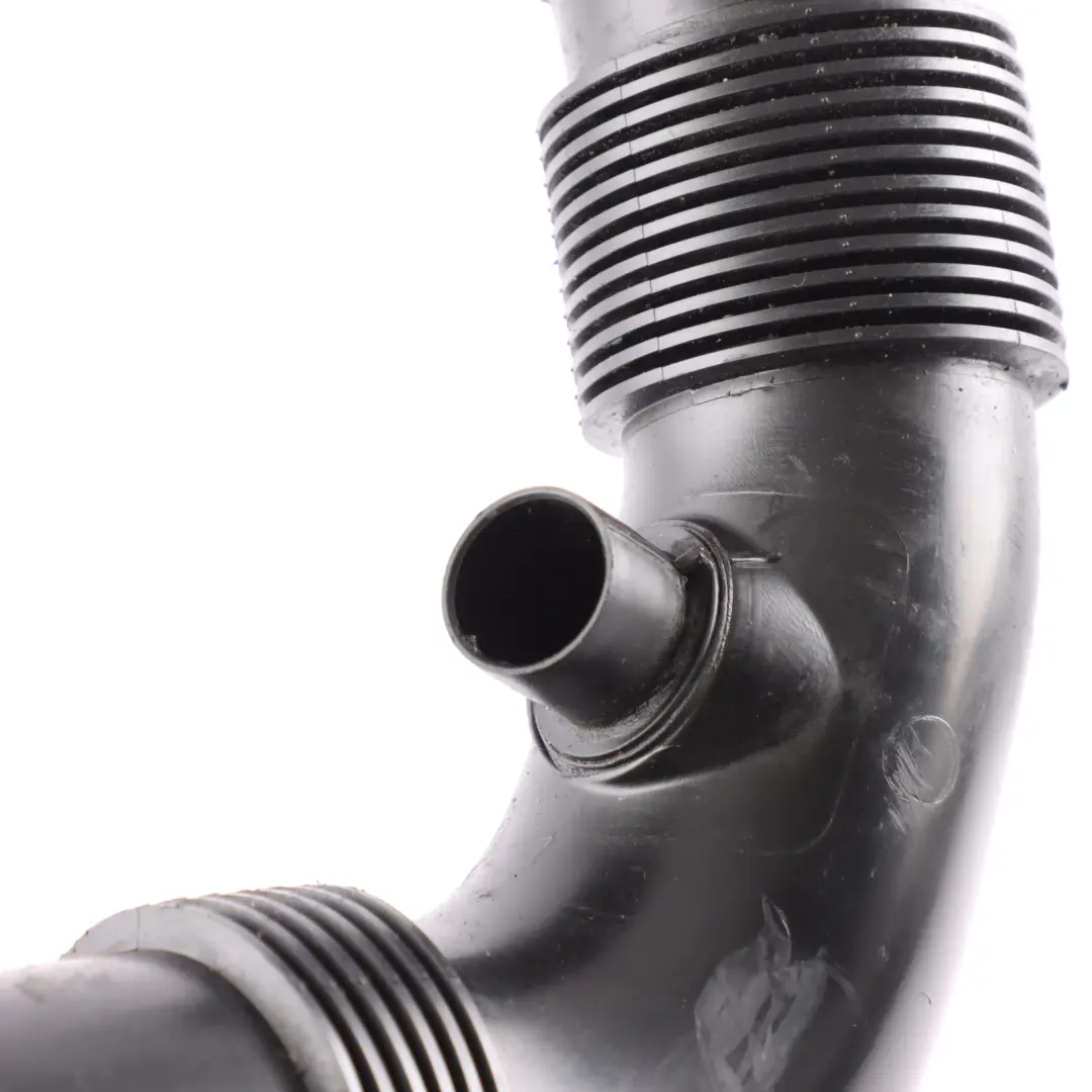 Audi Q7 4L Air Intake Pipe Upper Hose Right O/S 4.2 TDI V8 - SKU 7L8129572A - Part number 7L8129572A