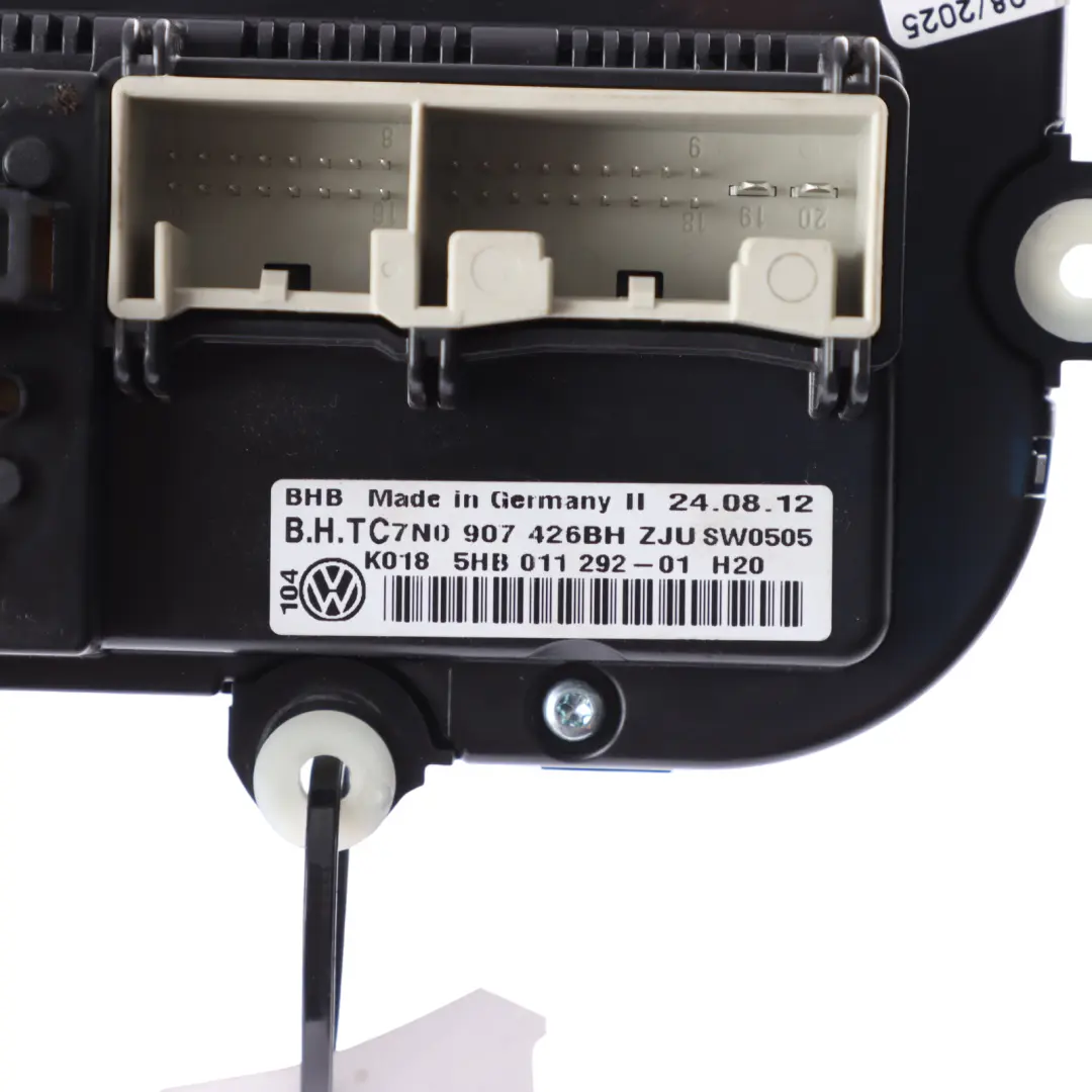 Mk3 Heater Climate Control A/C Unit Switch Panel to Volkswagen Scirocco with Part number 7N0907426BH Volkswagen Scirocco Mk3 Heater Climate Control A/C Unit Switch Panel - SKU 7N0907426BH - Part number 7N0907426BH