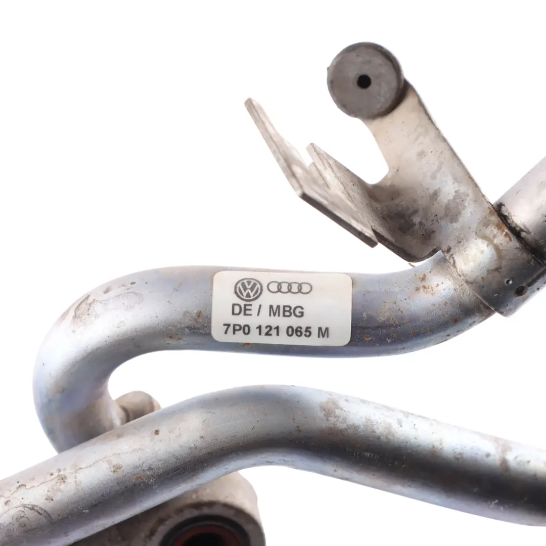 ATF Preheater Coolant Pipe Hose Bracket to Porsche Cayenne 92A with Part number 7P0121065M Porsche Cayenne 92A ATF Preheater Coolant Pipe Hose Bracket - SKU 7P0121065M - Part number 7P0121065M