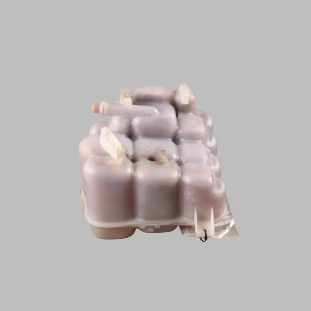 Porsche Cayenne 92A Réservoir De Liquide De Refroidissement - SKU 7P0121407 - Numéro de pièce 7P0121407