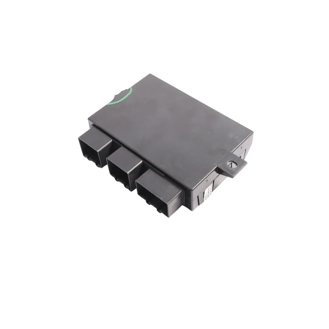 Trailer Tow Bar Towing Control Unit Module 7P0907383G to Porsche Cayenne 92A with Part number 7P0907383G-1 Porsche Cayenne 92A Trailer Tow Bar Towing Control Unit Module 7P0907383G - SKU 7P0907383G-1 - Part number 7P0907383G-1