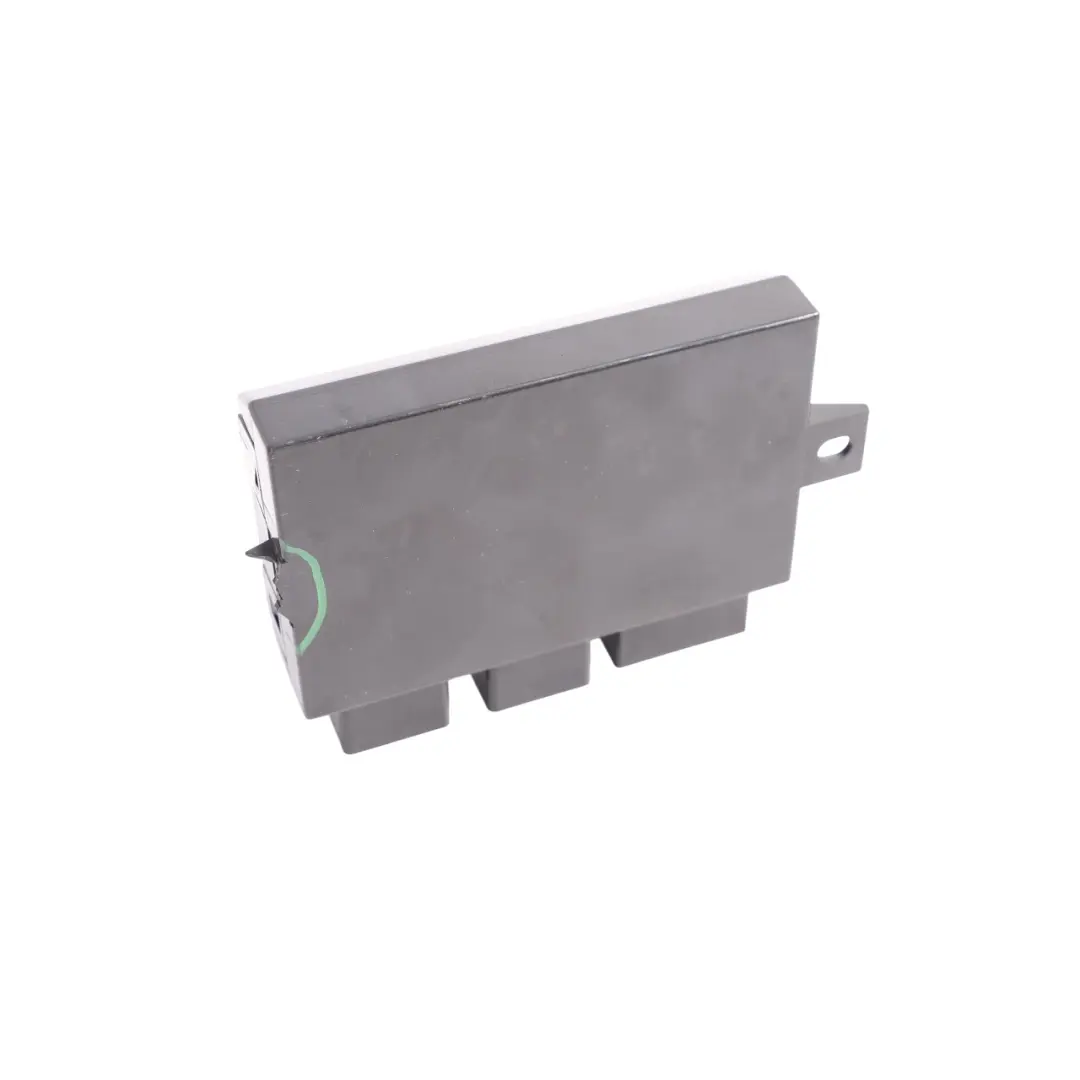 Trailer Tow Bar Towing Control Unit Module 7P0907383G to Porsche Cayenne 92A with Part number 7P0907383G-1 Porsche Cayenne 92A Trailer Tow Bar Towing Control Unit Module 7P0907383G - SKU 7P0907383G-1 - Part number 7P0907383G-1