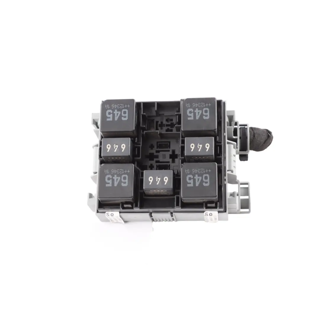 Porsche Cayenne 92A Module Commande Relais Boîte À Fusibles 3.0 TDI - SKU 7P0937211A - Numéro de pièce 7P0937211A