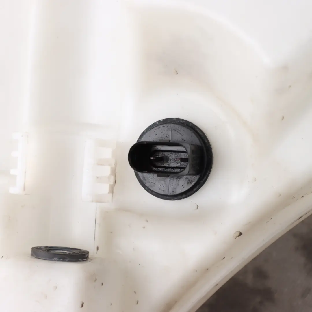 Windscreen Washer Fluid Reservoir Tank Bottle to Porsche Cayenne 92A with Part number 7P0959453 Porsche Cayenne 92A Windscreen Washer Fluid Reservoir Tank Bottle - SKU 7P0959453 - Part number 7P0959453