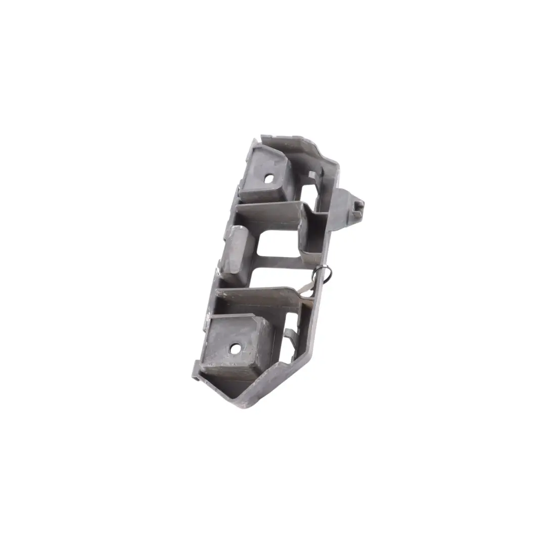 Porsche Cayenne 92A Soporte Guía Parachoques Trasero Izquierdo - SKU 7P5807483A - Número de pieza 7P5807483A
