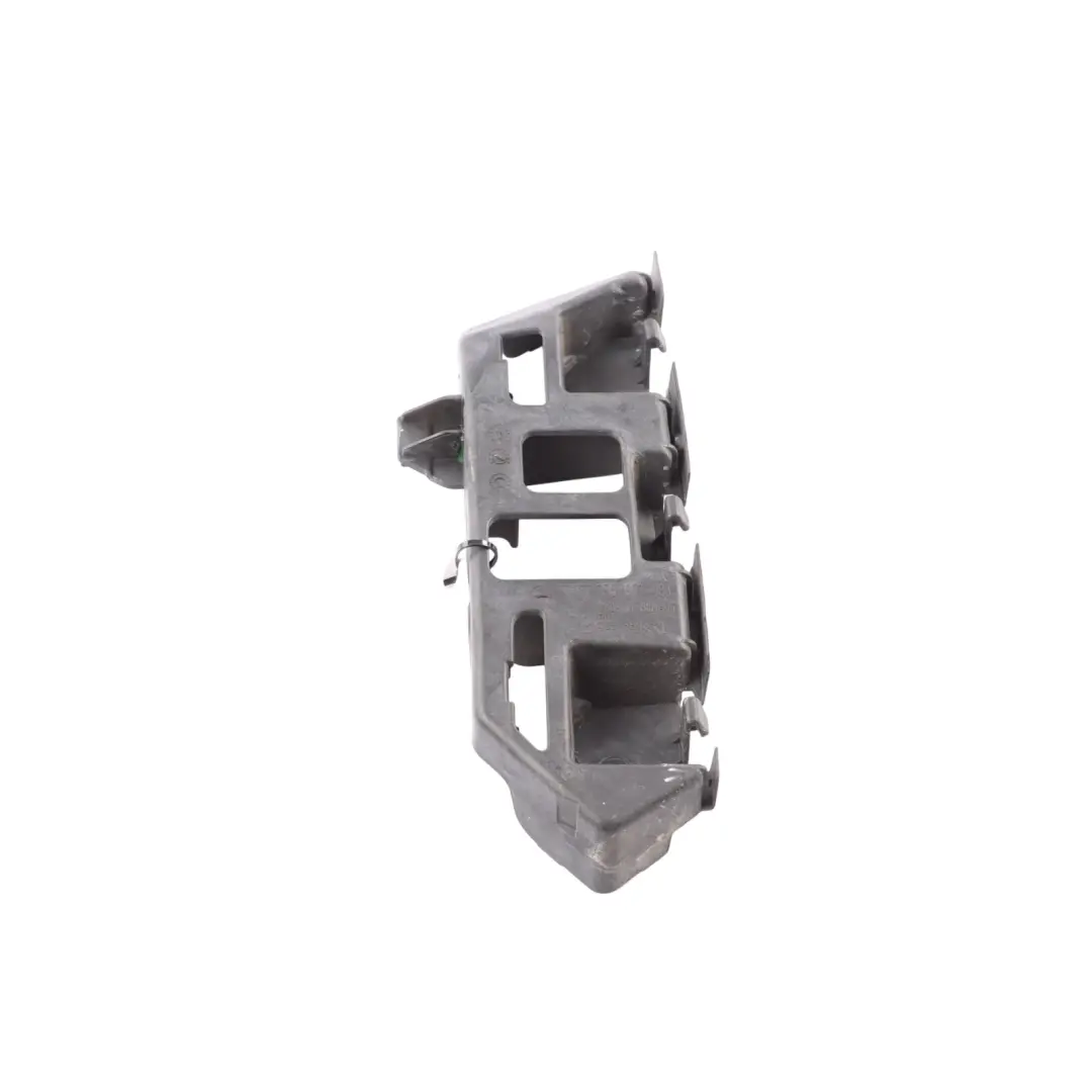 Support Guide Pare-Chocs Arrière Gauche pour Porsche Cayenne 92A à propos du numéro de pièce 7P5807483A Porsche Cayenne 92A Support Guide Pare-Chocs Arrière Gauche - SKU 7P5807483A - Numéro de pièce 7P5807483A