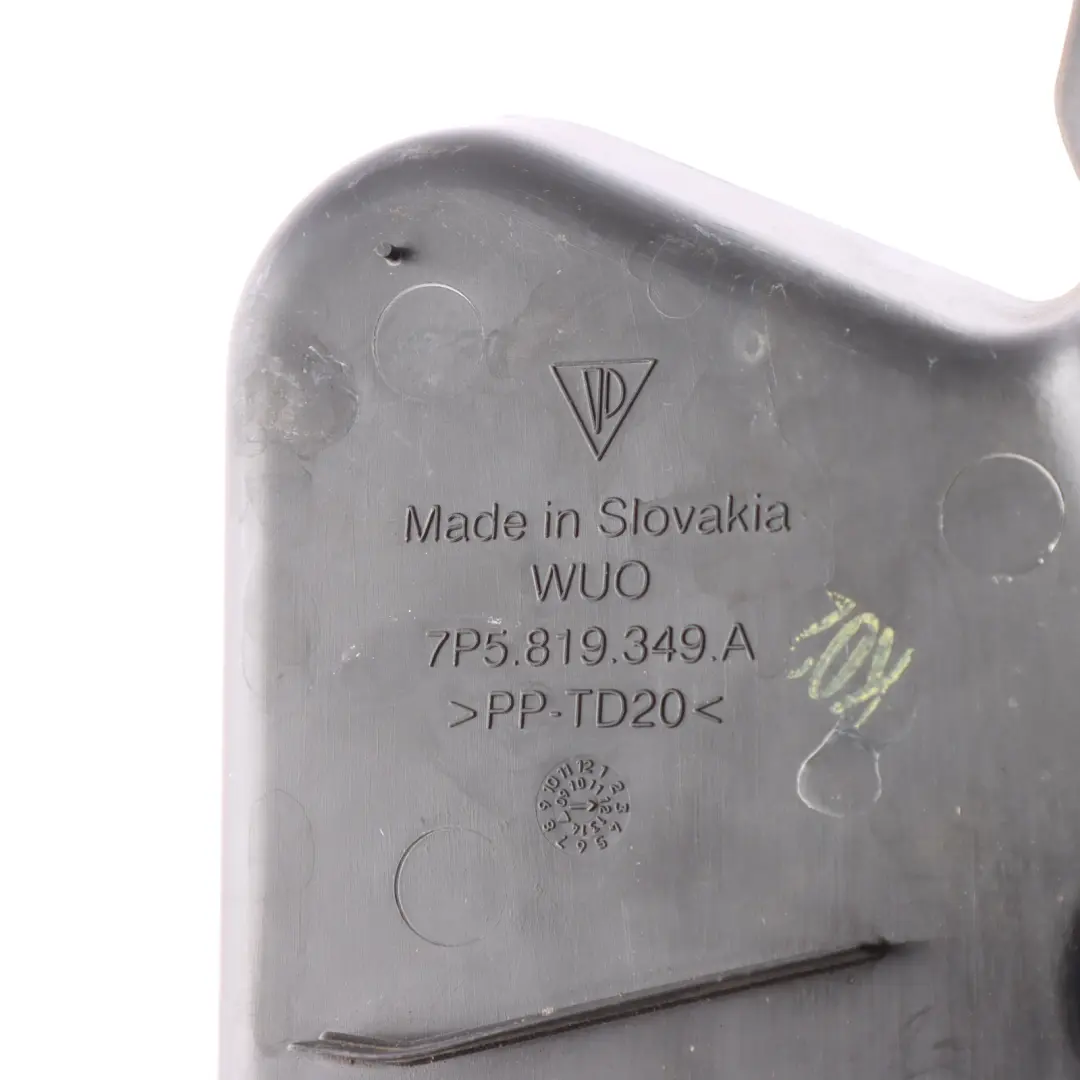 Distribution Fuse Box Cover 7P5819349A to Porsche Cayenne 92A Power with Part number 95857234901 Porsche Cayenne 92A Power Distribution Fuse Box Cover 7P5819349A - SKU RHD-95857234901 - Part number 95857234901