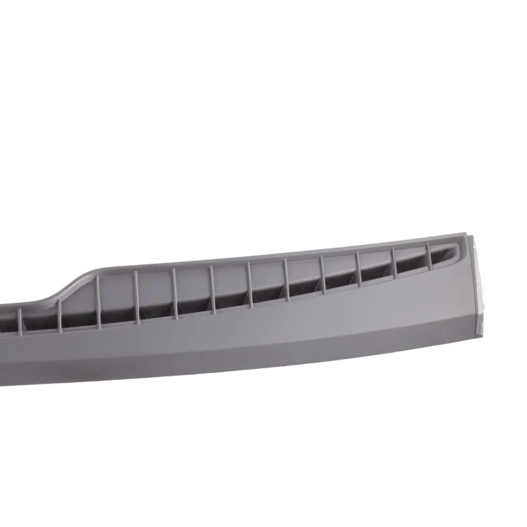 Salpicadero Ventana Desempañador Ventilacion Panel para Porsche Cayenne 92A con número de pieza 7P5858365 Porsche Cayenne 92A Salpicadero Ventana Desempañador Ventilacion Panel - SKU 7P5858365 - Número de pieza 7P5858365