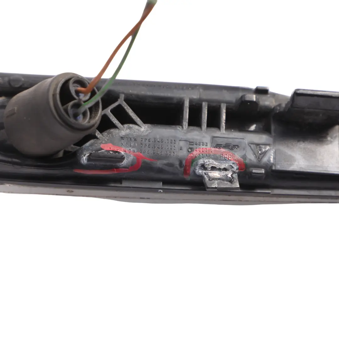 Additional Turn Indicator Lamp Right O/S to Porsche Cayenne 92A with Part number 7P5949102A Porsche Cayenne 92A Additional Turn Indicator Lamp Right O/S - SKU 7P5949102A - Part number 7P5949102A