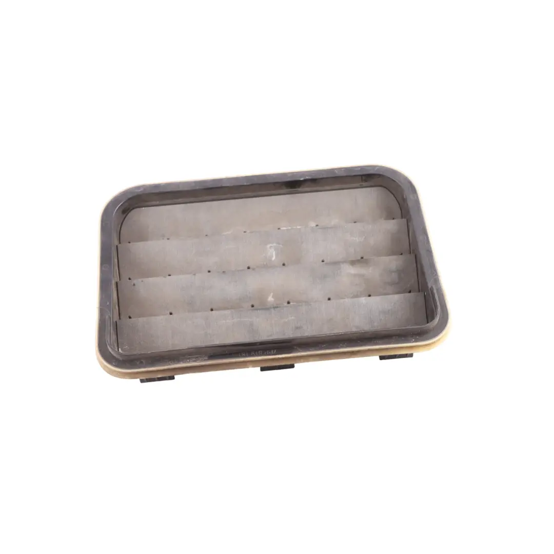 Grille D'Aération Arrière Gauche Droite pour Porsche Cayenne 92A à propos du numéro de pièce 7PP819181A Porsche Cayenne 92A Grille D'Aération Arrière Gauche Droite - SKU 7PP819181A - Numéro de pièce 7PP819181A