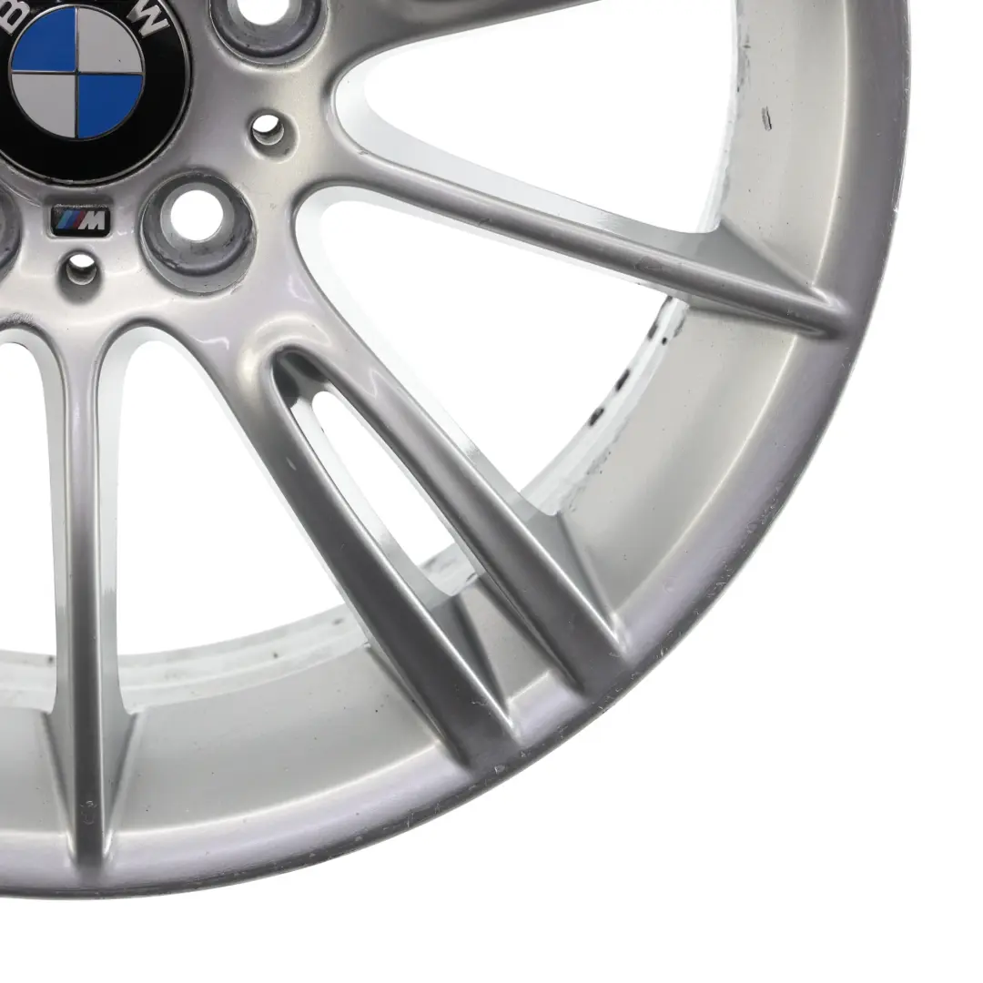 Cerchio Lega Anteriore Argento BMW E90 E92 E93 18" ET:34 8J M Spider Spoke 193 per con numero di parte 8036933 Cerchio Lega Anteriore Argento BMW E90 E92 E93 18" ET:34 8J M Spider Spoke 193 - SKU 8036933-8 - Numero di parte 8036933