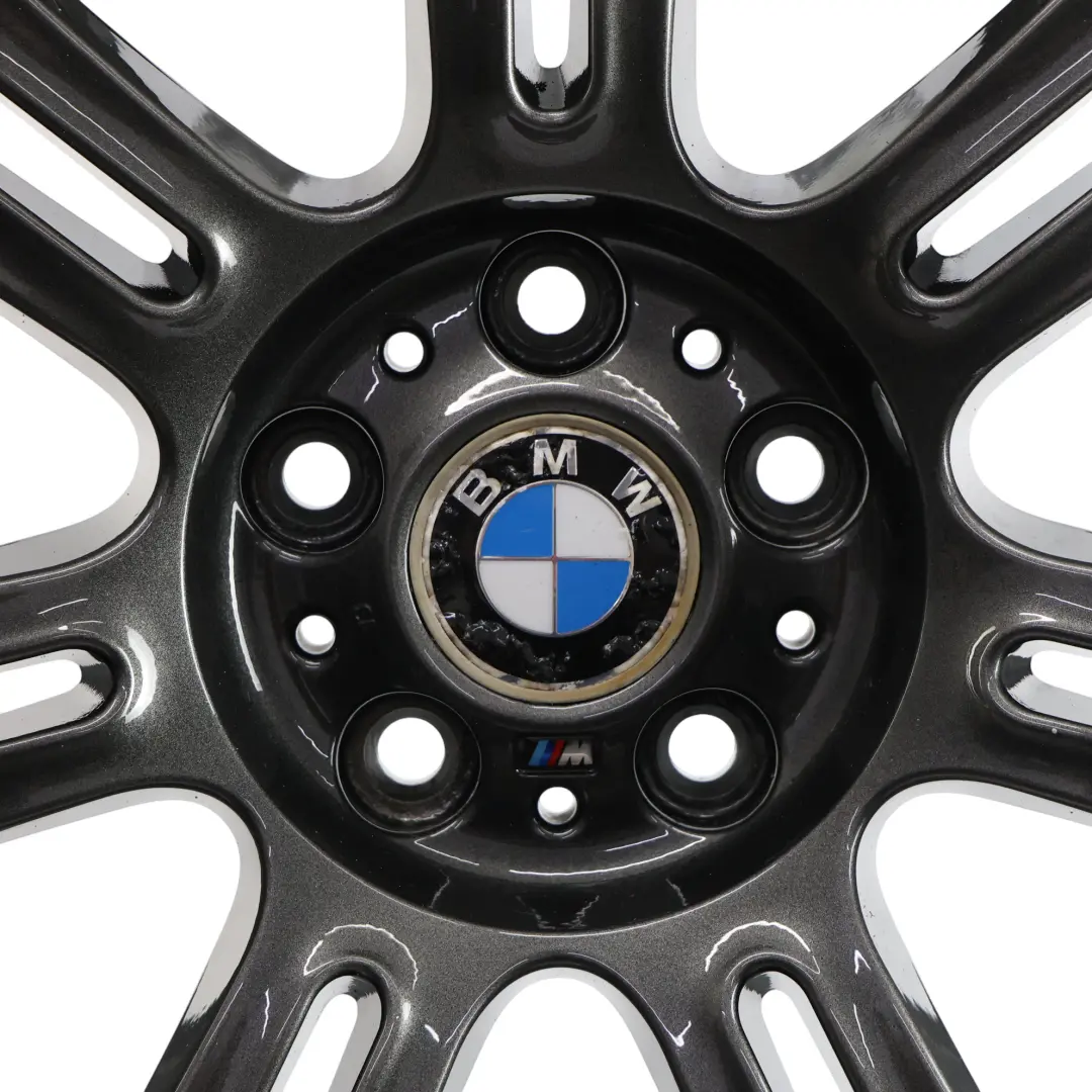 Cerchio Lega Grigio BMW E90 E91 E92 17" 8J ET:34 M A Doppio Raggio 194 per con numero di parte 8036935 Cerchio Lega Grigio BMW E90 E91 E92 17" 8J ET:34 M A Doppio Raggio 194 - SKU 8036935-6 - Numero di parte 8036935