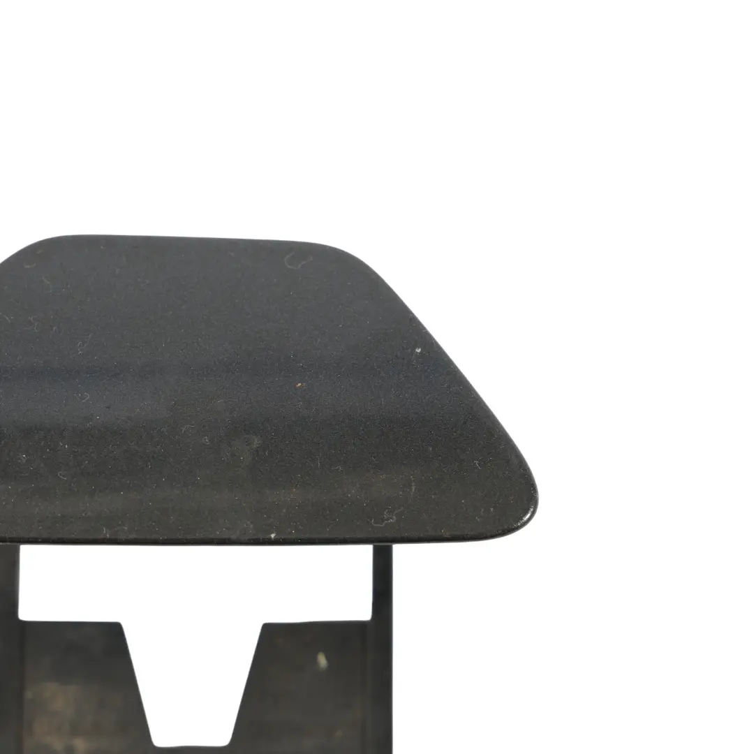 Boquilla Del Lavaparabrisas Delantero Izquierdo Sophistograu Gris - A90 para BMW F10 con número de pieza 8048019 BMW F10 Boquilla Del Lavaparabrisas Delantero Izquierdo Sophistograu Gris - A90 - SKU 8048679-SOP - Número de pieza 8048019