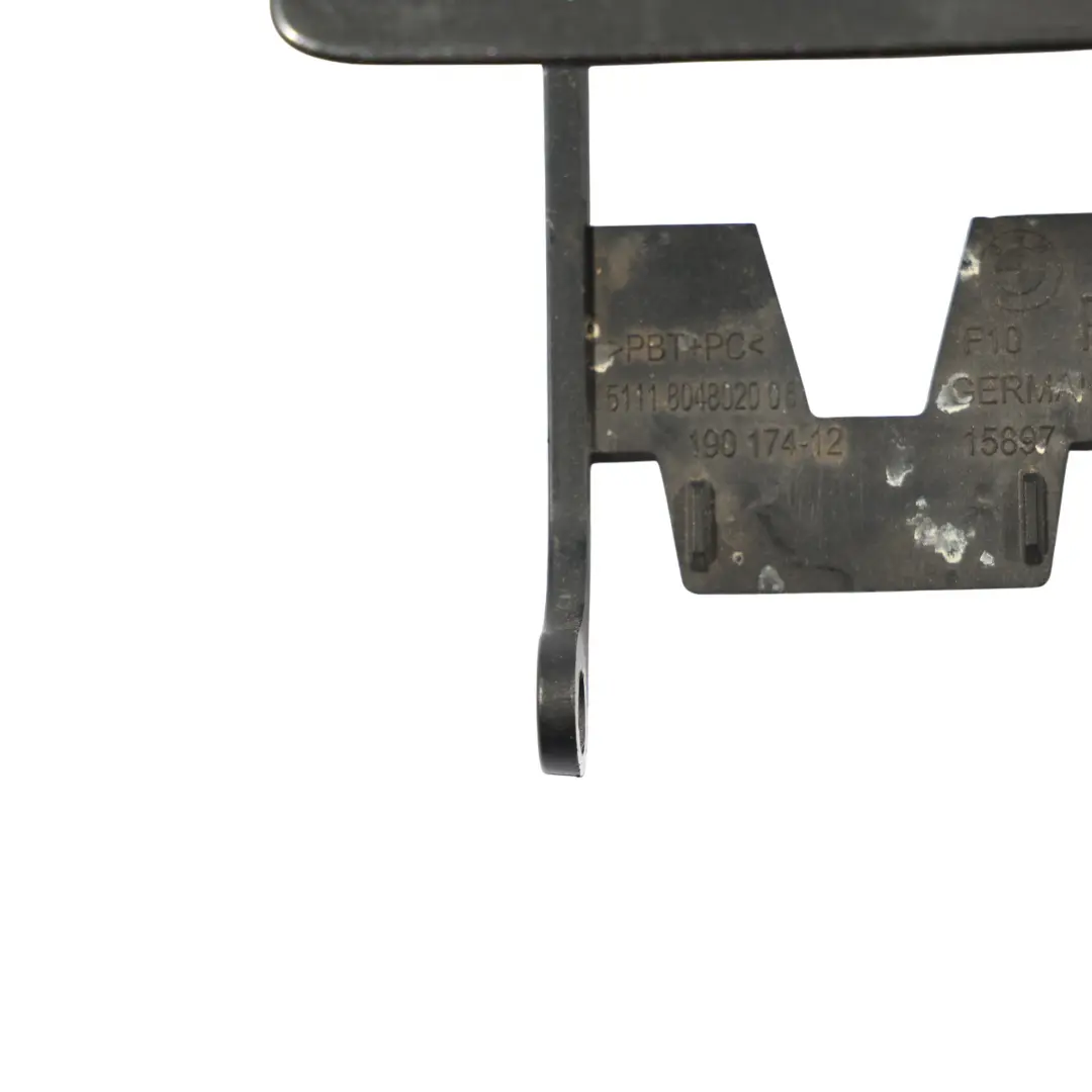 Ugello Spruzzatore Lavavetri Anteriore Faro Destro Sophistograu - A90 per BMW F10 con numero di parte 8048020 BMW F10 Ugello Spruzzatore Lavavetri Anteriore Faro Destro Sophistograu - A90 - SKU 8048680-SOP - Numero di parte 8048020