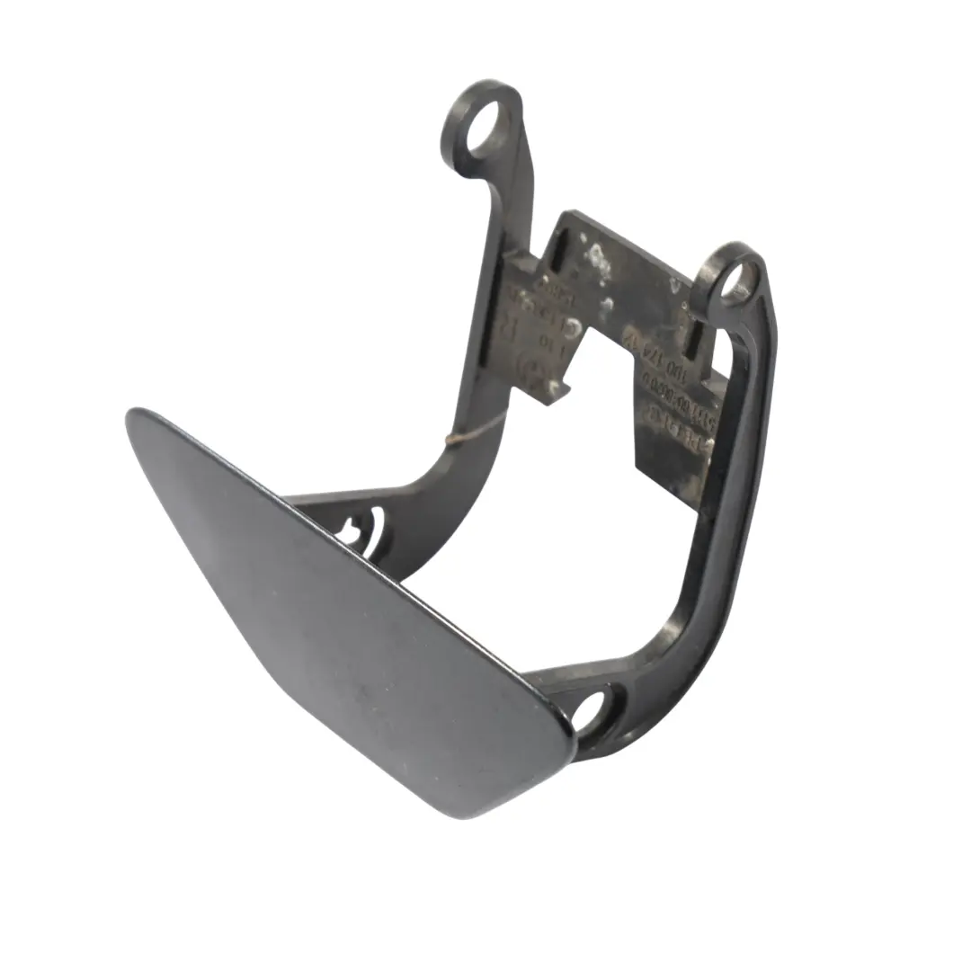 Ugello Spruzzatore Lavavetri Anteriore Faro Destro Sophistograu - A90 per BMW F10 con numero di parte 8048020 BMW F10 Ugello Spruzzatore Lavavetri Anteriore Faro Destro Sophistograu - A90 - SKU 8048680-SOP - Numero di parte 8048020