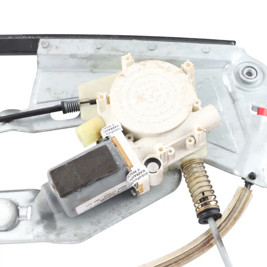 Window Lifter With Motor Drive Front Left N/S to BMW E39 with Part number 8252393 BMW E39 Window Lifter With Motor Drive Front Left N/S - SKU 8252393 - Part number 8252393