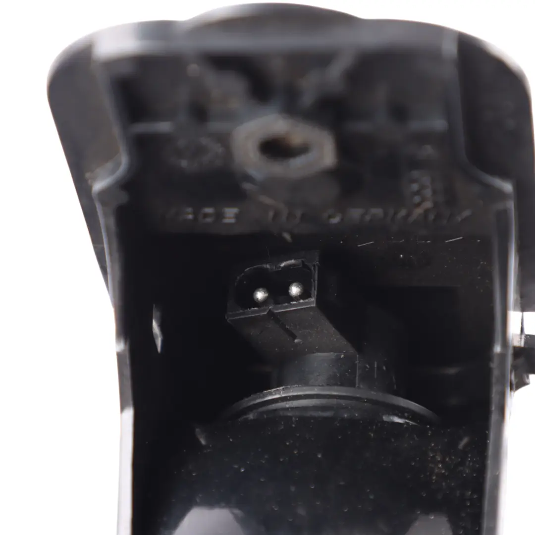 Trzecie Światło Stopu Światło Hamowania Tył do BMW E39 Saloon o numerze 8360568 BMW E39 Saloon Trzecie Światło Stopu Światło Hamowania Tył - SKU 8360568 - Numer Części 8360568