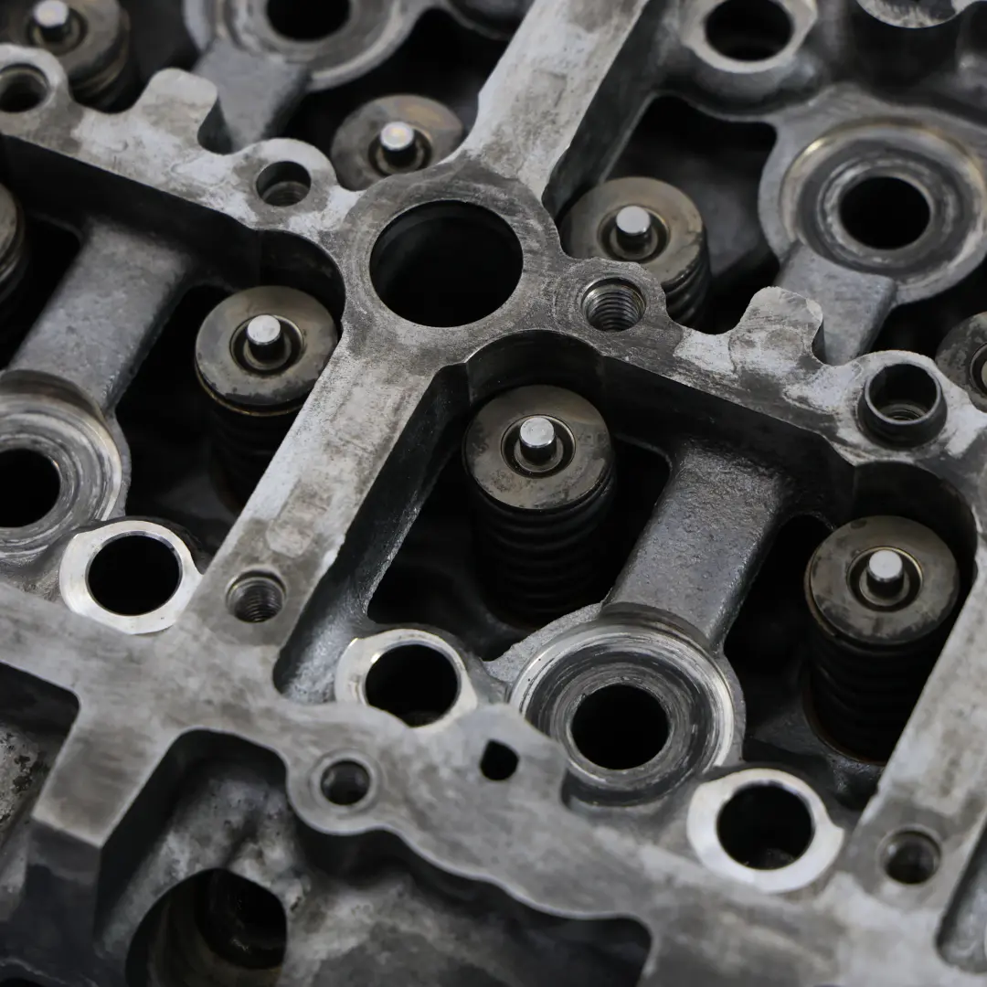 Cylinder Head N57D30B Diesel 7812929 to BMW F07 GT F10 F11 F30 F31 F32 F36 GT with Part number 8507561 BMW F07 GT F10 F11 F30 F31 F32 F36 GT Cylinder Head N57D30B Diesel 7812929 - SKU 8507561 - Part number 8507561