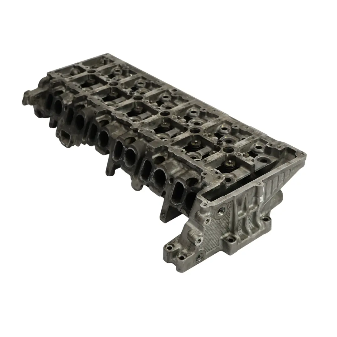 Testa Del Cilindro N57D30B Diesel 7812929 per BMW F07 GT F10 F11 F30 F31 F32 F36 GT con numero di parte 8507561 BMW F07 GT F10 F11 F30 F31 F32 F36 GT Testa Del Cilindro N57D30B Diesel 7812929 - SKU 8507561 - Numero di parte 8507561