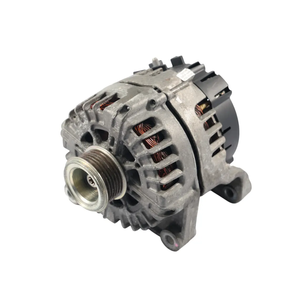 N57N N57Z Motor Diesel Alternador Generador 230A Valeo 8570675 para BMW F30 F32 LCI con número de pieza 8570676 BMW F30 F32 LCI N57N N57Z Motor Diesel Alternador Generador 230A Valeo 8570675 - SKU 8570676-1 - Número de pieza 8570676