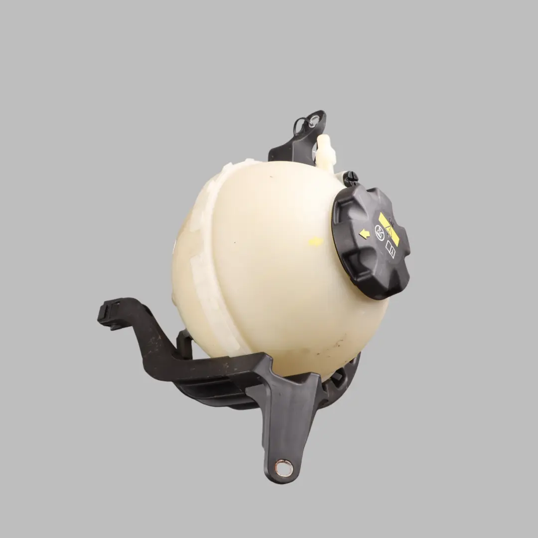 Expansion Coolant Reservoir Header Tank 7647285 to BMW F07 LCI F10 F11 with Part number 8614293 BMW F07 LCI F10 F11 Expansion Coolant Reservoir Header Tank 7647285 - SKU 8614293-1 - Part number 8614293