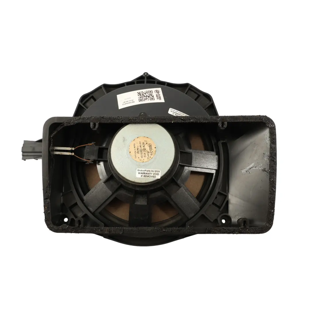 Subwoofer Głośnik Audio Półki Bagażnika Tylnej Bose do Audi A4 B7 o numerze 8E5035412 Audi A4 B7 Subwoofer Głośnik Audio Półki Bagażnika Tylnej Bose - SKU 8E5035412 - Numer Części 8E5035412