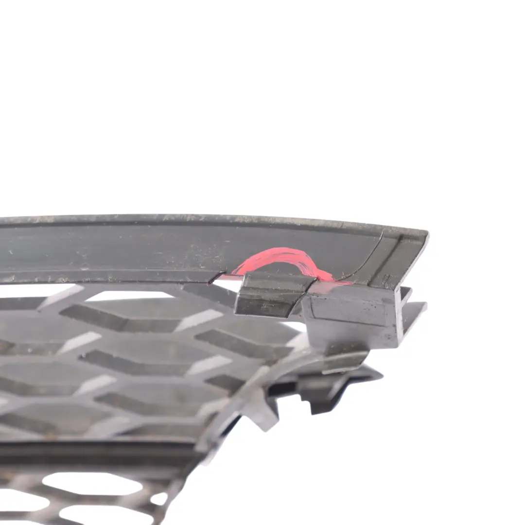 Front Bumper Fog Light Cover Grid Grille Trim Right O/S to Audi TT 8J with Part number 8J0807682H Audi TT 8J Front Bumper Fog Light Cover Grid Grille Trim Right O/S - SKU 8J0807682H - Part number 8J0807682H