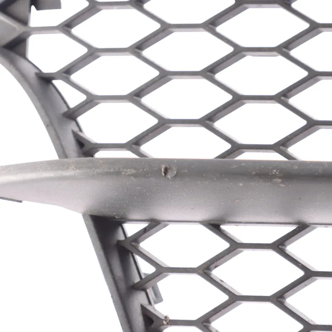 Front Bumper Fog Light Cover Grid Grille Trim Right O/S to Audi TT 8J with Part number 8J0807682H Audi TT 8J Front Bumper Fog Light Cover Grid Grille Trim Right O/S - SKU 8J0807682H - Part number 8J0807682H