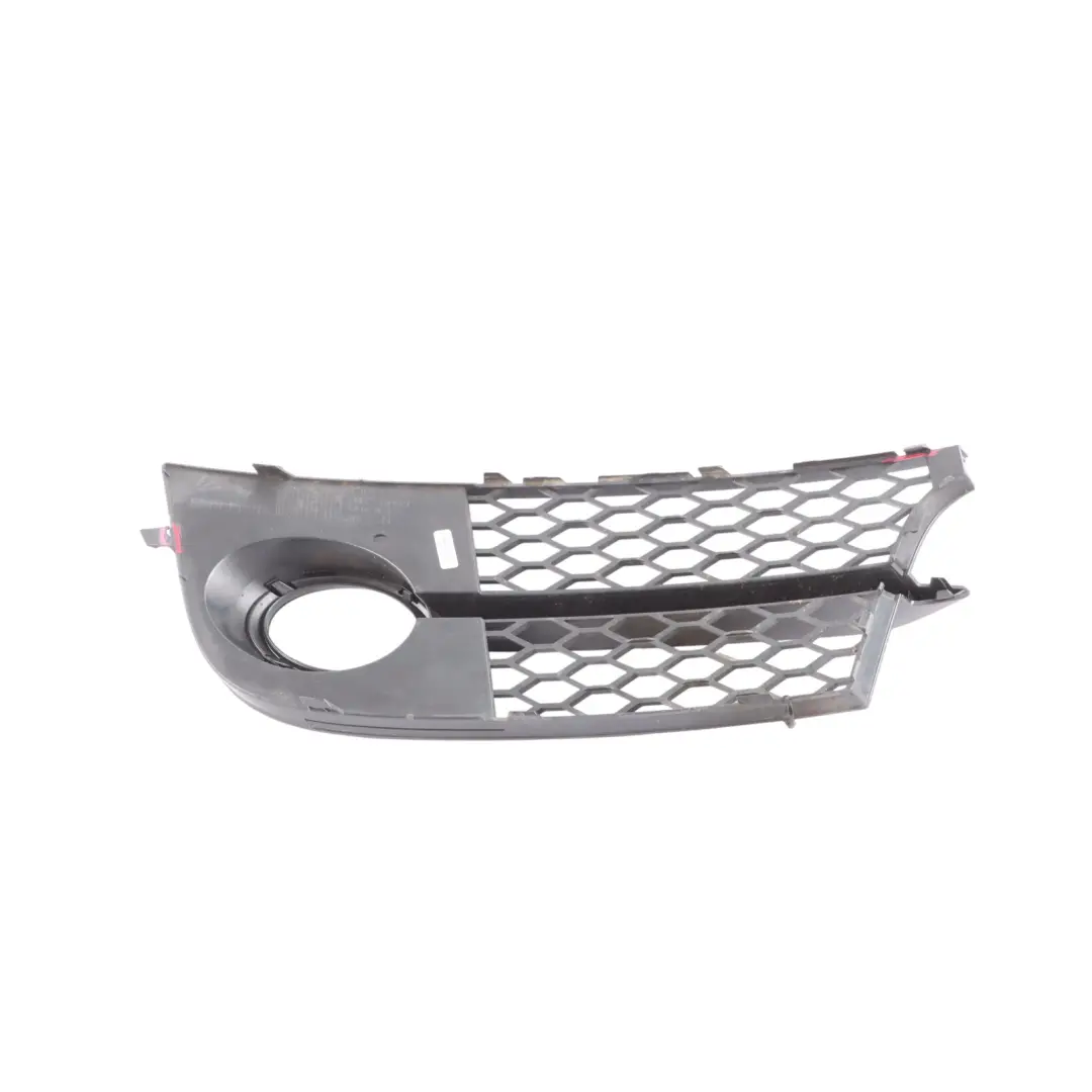 Front Bumper Fog Light Cover Grid Grille Trim Right O/S to Audi TT 8J with Part number 8J0807682H Audi TT 8J Front Bumper Fog Light Cover Grid Grille Trim Right O/S - SKU 8J0807682H - Part number 8J0807682H