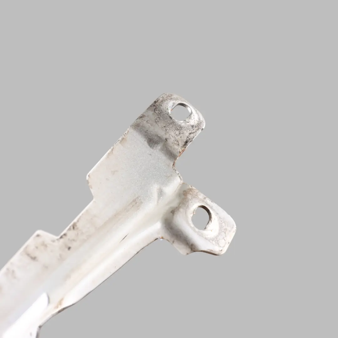 Front Fender Support Bracket Left N/S Ibis White - Y9C to Audi A4 B8 with Part number 8K0821135H Audi A4 B8 Front Fender Support Bracket Left N/S Ibis White - Y9C - SKU 8K0821135H-IWH - Part number 8K0821135H