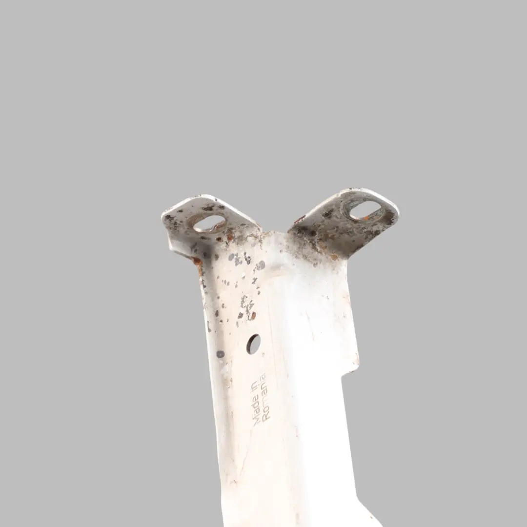 Front Fender Support Bracket Left N/S Ibis White - Y9C to Audi A4 B8 with Part number 8K0821135H Audi A4 B8 Front Fender Support Bracket Left N/S Ibis White - Y9C - SKU 8K0821135H-IWH - Part number 8K0821135H