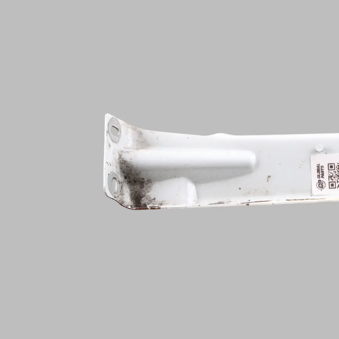 Audi A4 B8 Fender Bracket Holder Front Right O/S Ibis White - Y9C - SKU 8K0821136J-IWH - Part number 8K0821136J