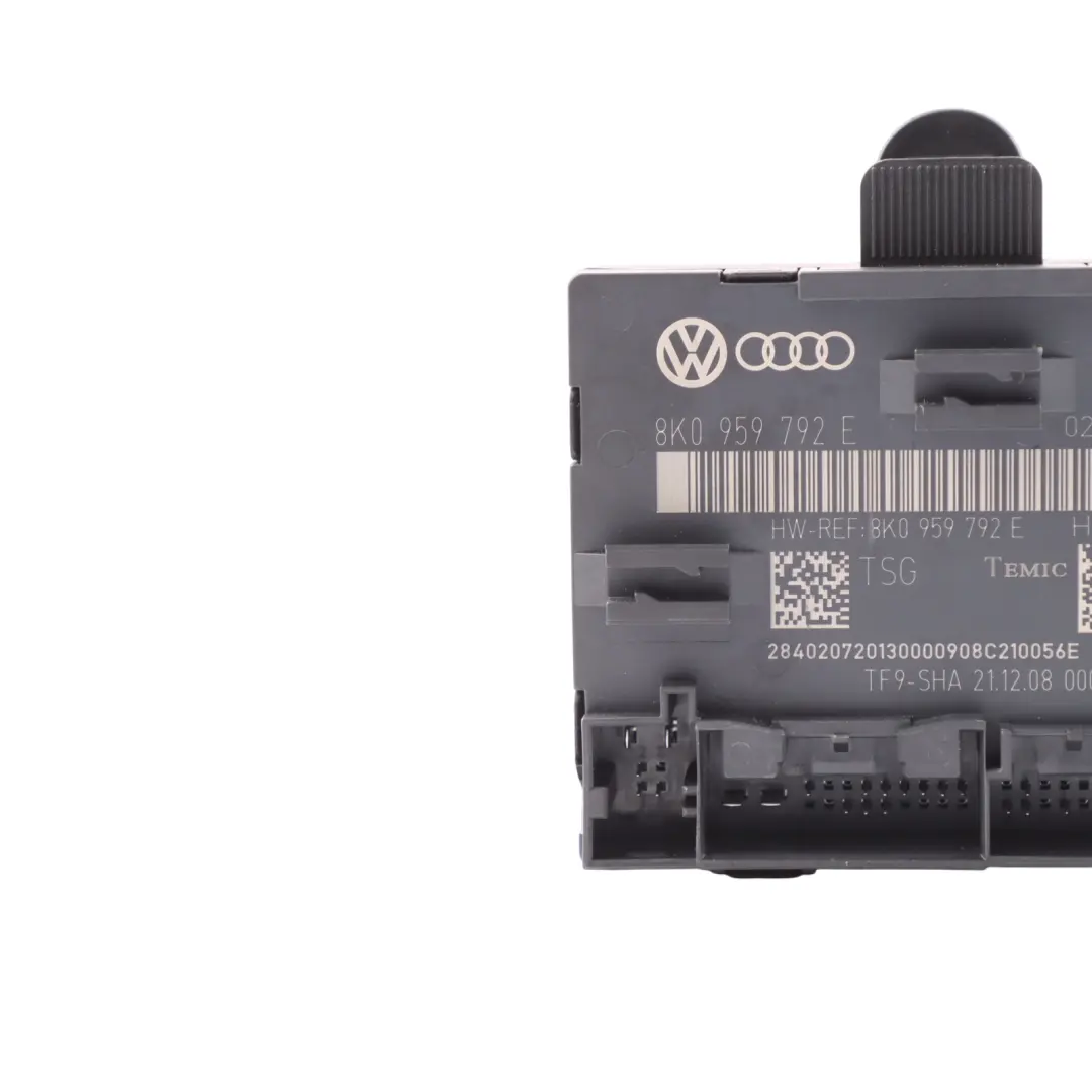 Moduł Sterujący Drzwi Przednich Moduł ECU Lewy do Audi A4 B8 A5 8T o numerze 8K0959792E Audi A4 B8 A5 8T Moduł Sterujący Drzwi Przednich Moduł ECU Lewy - SKU 8K0959792E - Numer Części 8K0959792E