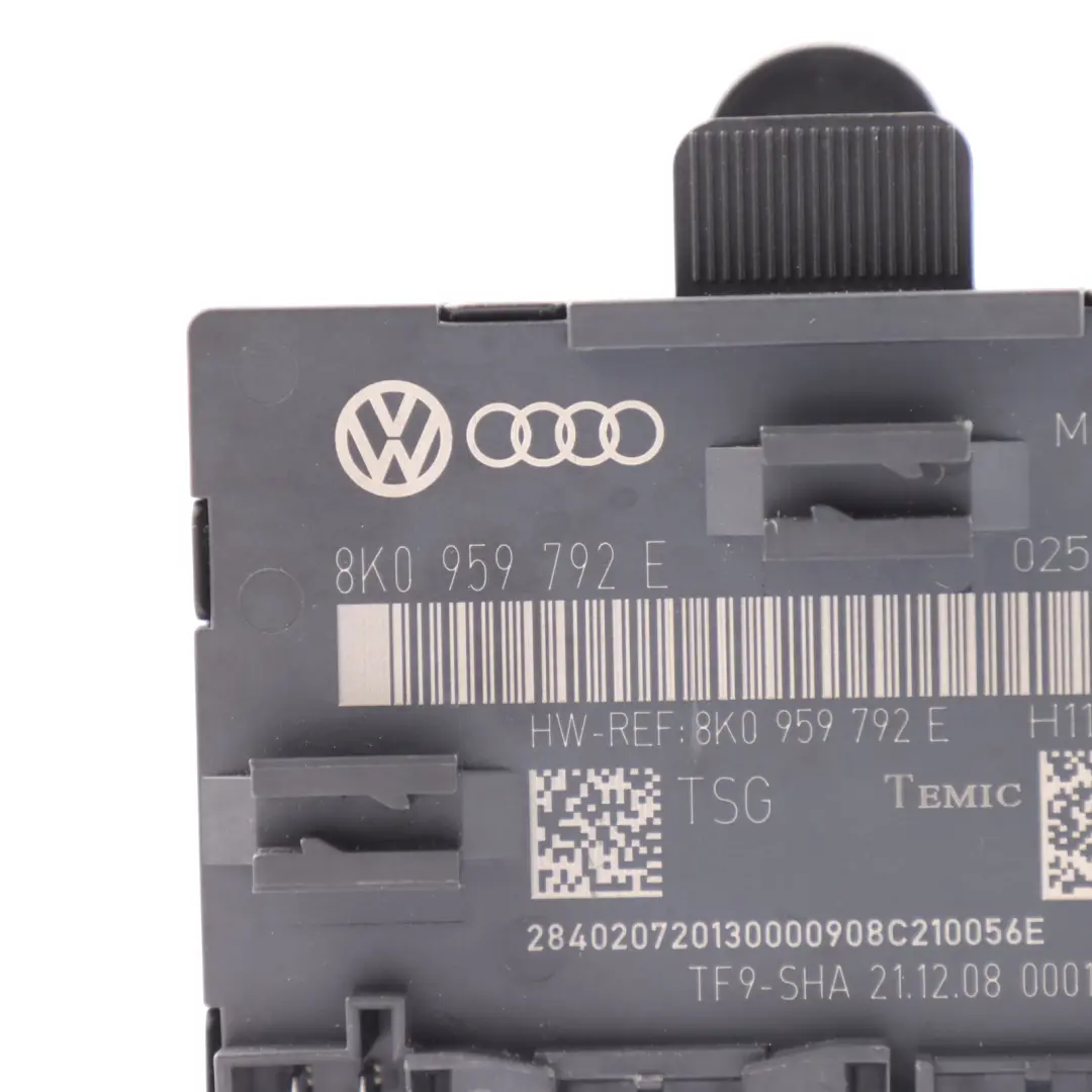 Modulo Porta Anteriore Modulo Controllo ECU Sinistra per Audi A4 B8 A5 8T con numero di parte 8K0959792E Audi A4 B8 A5 8T Modulo Porta Anteriore Modulo Controllo ECU Sinistra - SKU 8K0959792E - Numero di parte 8K0959792E