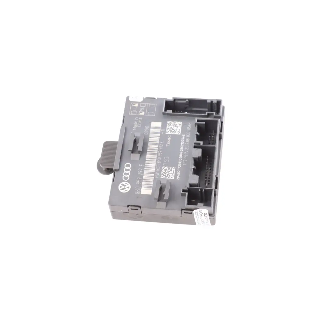 Audi A4 B8 A5 8T Módulo Puerta Delantera Unidad Control ECU Izquierda - SKU 8K0959792E - Número de pieza 8K0959792E