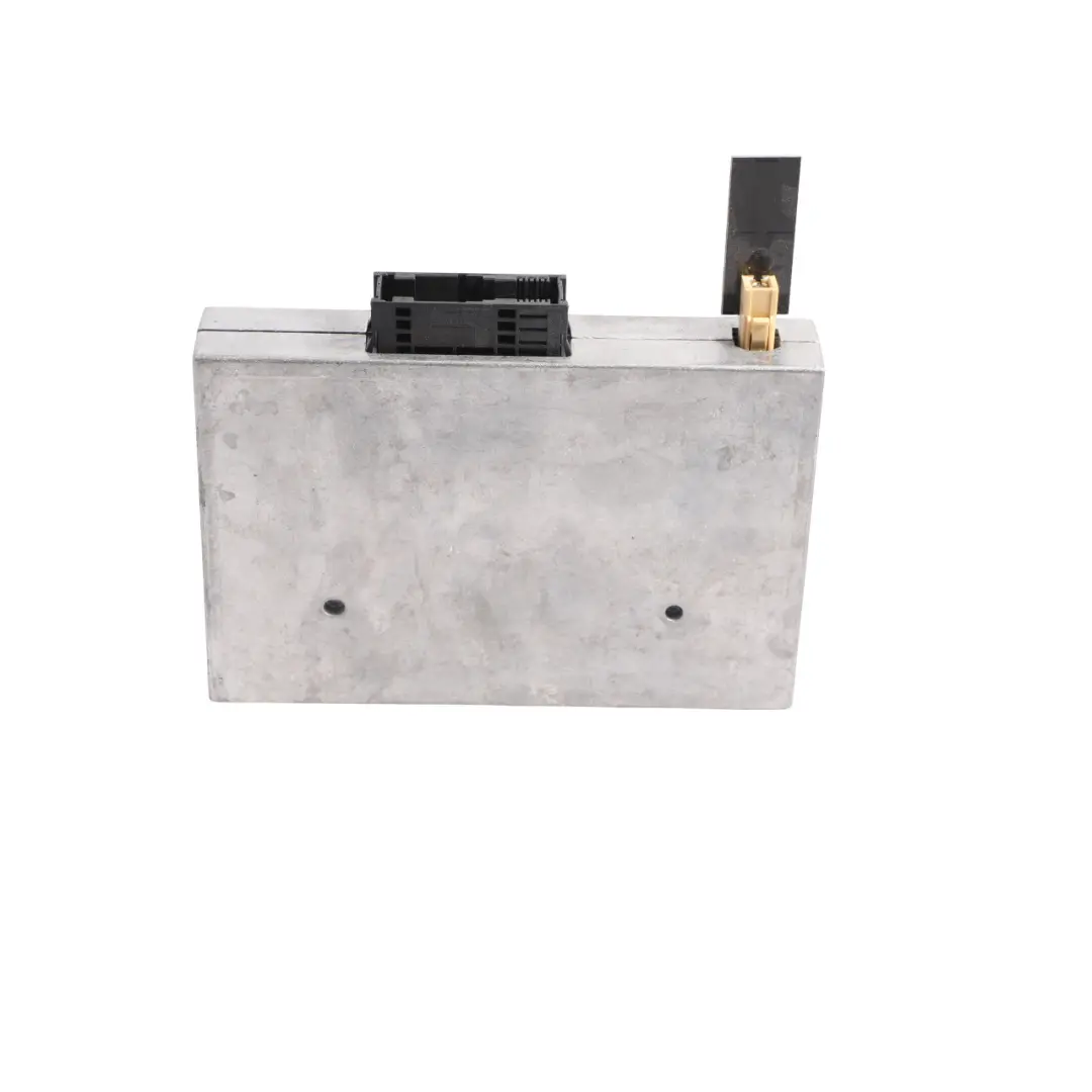 Module D'Interface Bluetooth Harman Becker Contrôle pour Audi A4 B7 à propos du numéro de pièce 8P0862335Q Audi A4 B7 Module D'Interface Bluetooth Harman Becker Contrôle - SKU 8P0862335Q - Numéro de pièce 8P0862335Q