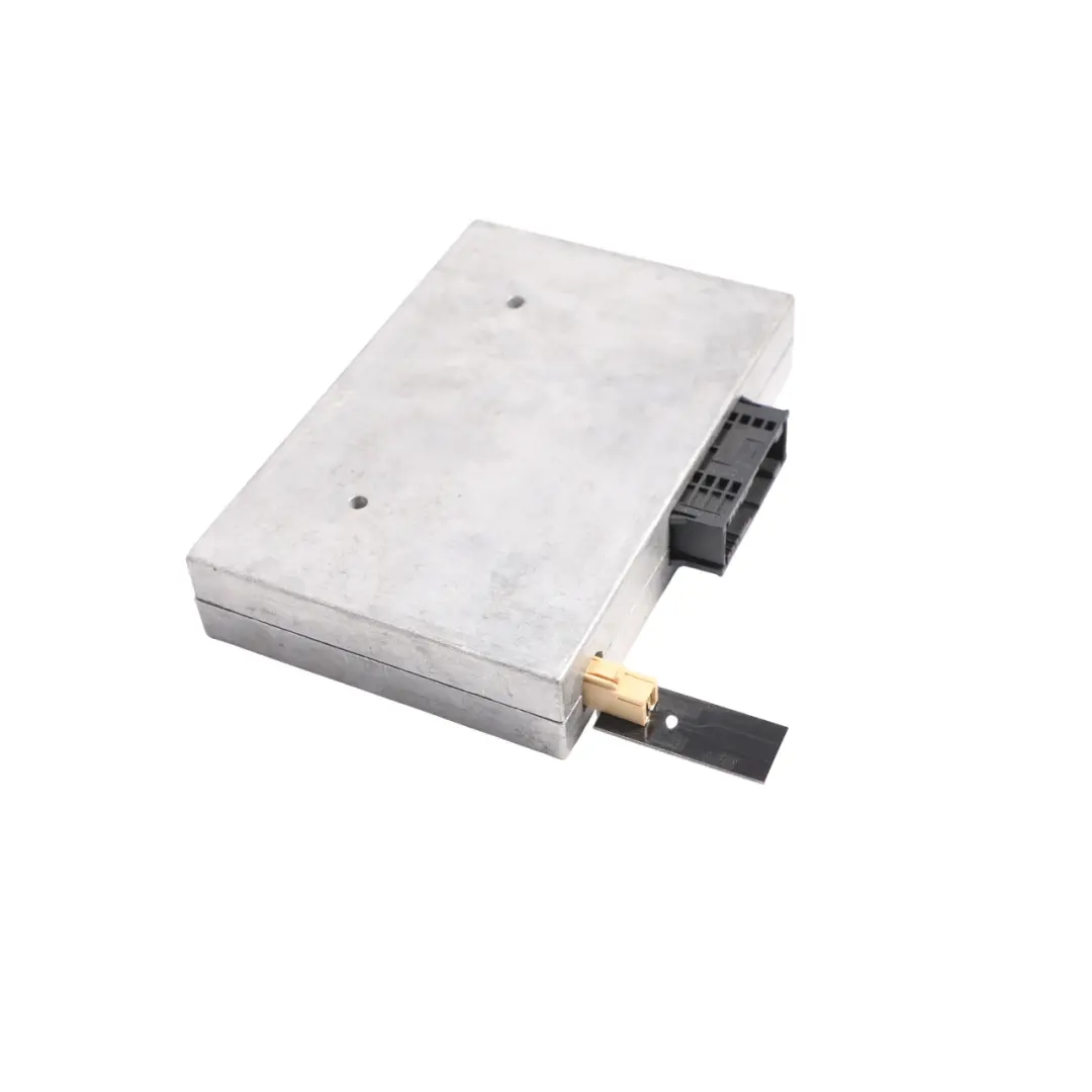 Module D'Interface Bluetooth Harman Becker Contrôle pour Audi A4 B7 à propos du numéro de pièce 8P0862335Q Audi A4 B7 Module D'Interface Bluetooth Harman Becker Contrôle - SKU 8P0862335Q - Numéro de pièce 8P0862335Q