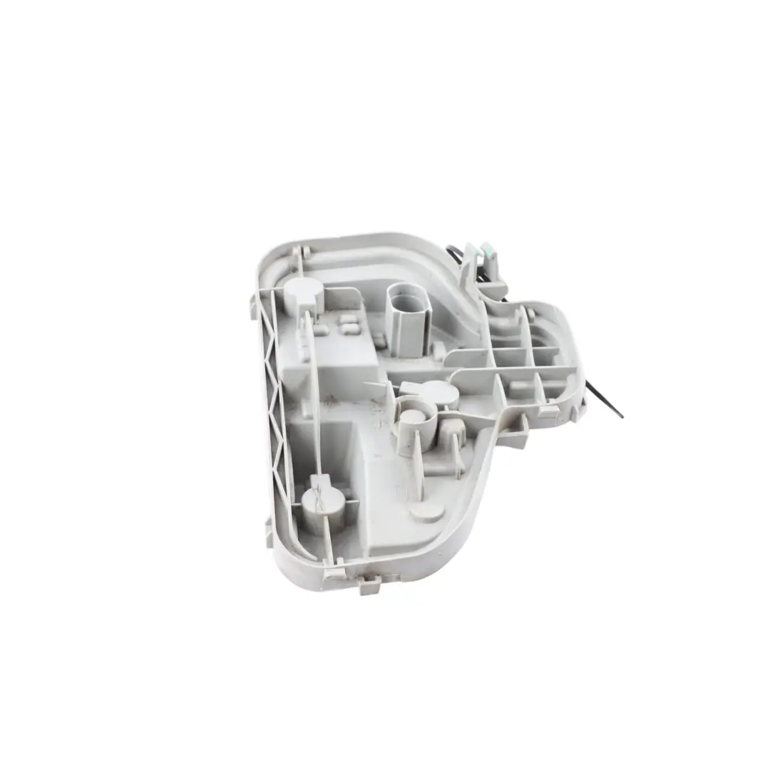 Audi A3 8P 3Dr Soporte Portabombillas Luz Trasera Derecho - SKU 8P3945258A - Número de pieza 8P3945258A