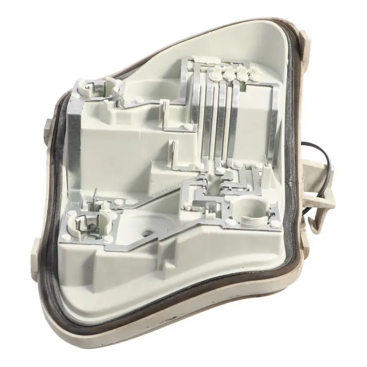 Audi A3 8P Outer Light Bulb Holder Mount Bracket Rear Left N/S - SKU 8P4945257D-1 - Part number 8P4945257D