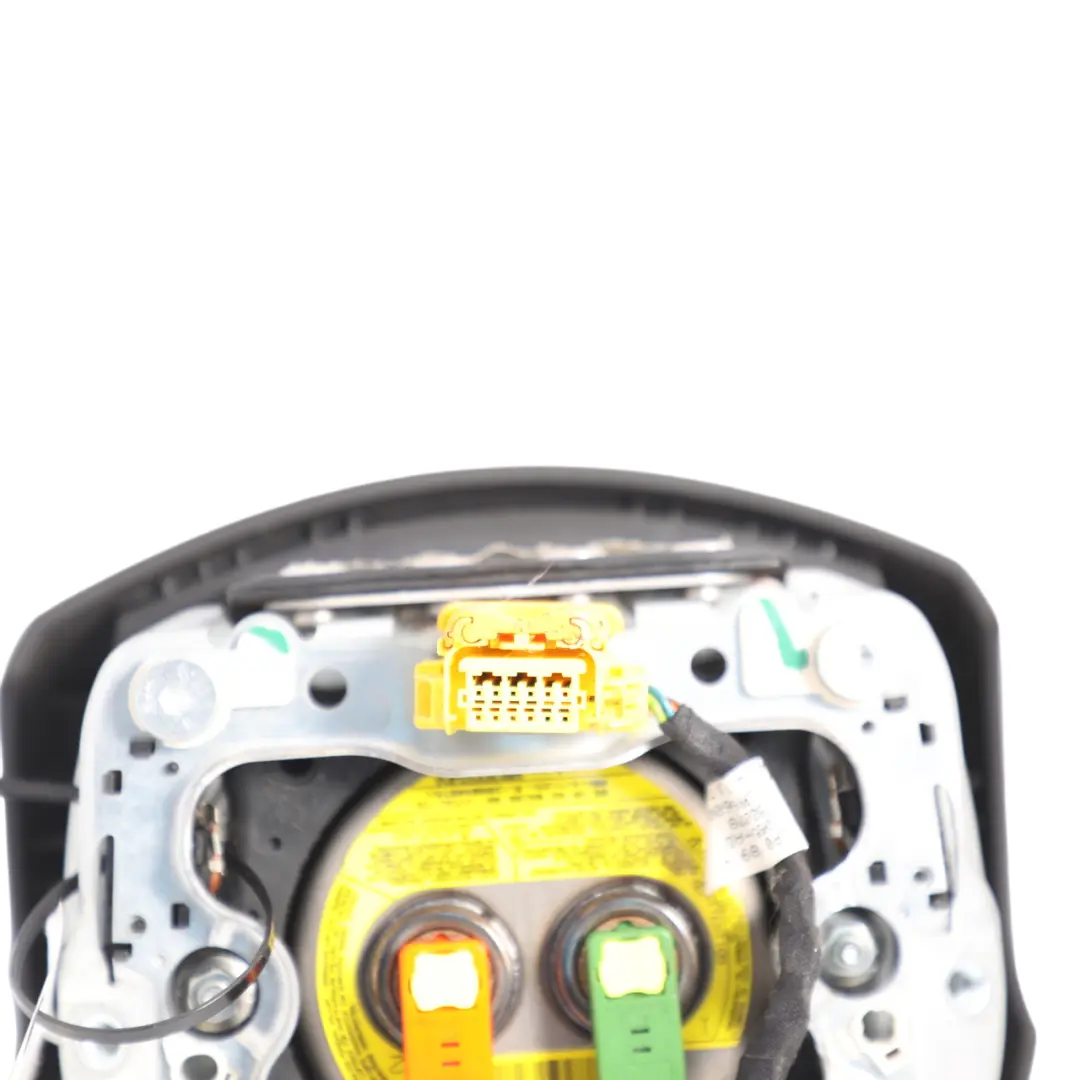 Steering Wheel Air Module Driver's Side Unit to Audi A3 8P with Part number 8P7880201G Audi A3 8P Steering Wheel Air Module Driver's Side Unit - SKU 8P7880201G - Part number 8P7880201G