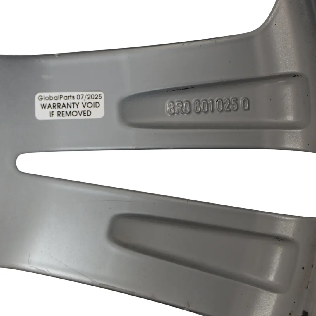 Jante En Alliage Léger Argent 20" 8,5J ET:33 pour Audi Q5 8R à propos du numéro de pièce 8R0601025Q Audi Q5 8R Jante En Alliage Léger Argent 20" 8,5J ET:33 - SKU 8R0601025Q-1 - Numéro de pièce 8R0601025Q