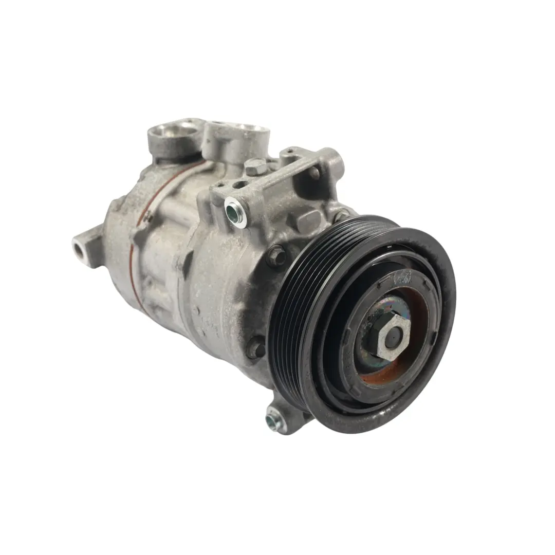 Pompa Compressore Aria Condizionata A/C per Audi A4 B8 A5 8T con numero di parte 8T0260805E Audi A4 B8 A5 8T Pompa Compressore Aria Condizionata A/C - SKU 8T0260805E - Numero di parte 8T0260805E