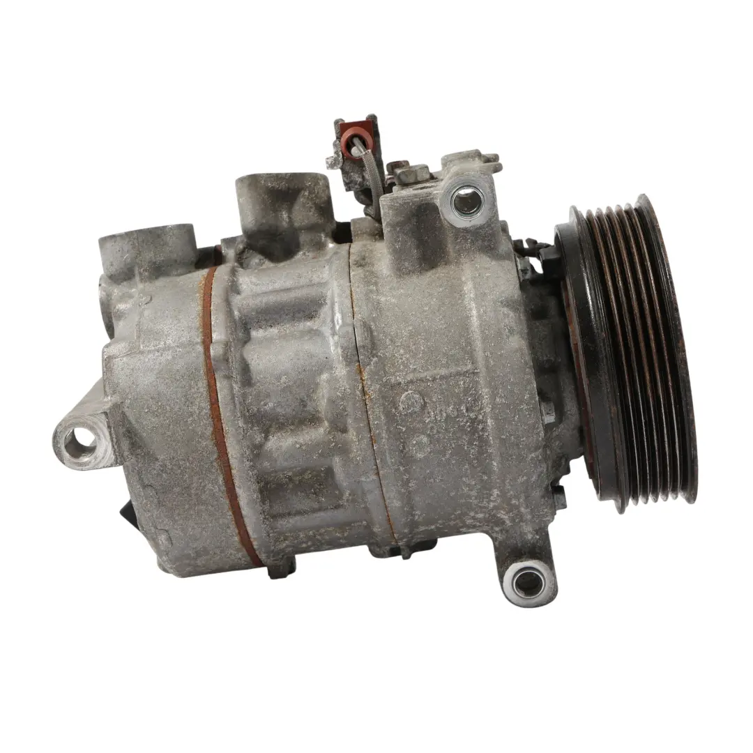 Pompa Compressore Aria Condizionata A/C per Audi A4 B8 A5 8T con numero di parte 8T0260805F Audi A4 B8 A5 8T Pompa Compressore Aria Condizionata A/C - SKU 8T0260805F - Numero di parte 8T0260805F