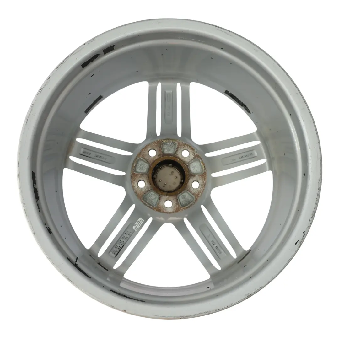 Llanta De Aleación Plateada 19" 9J ET:33 para Audi A5 8T con número de pieza 8T0601025DD Audi A5 8T Llanta De Aleación Plateada 19" 9J ET:33 - SKU 8T0601025DD-2 - Número de pieza 8T0601025DD