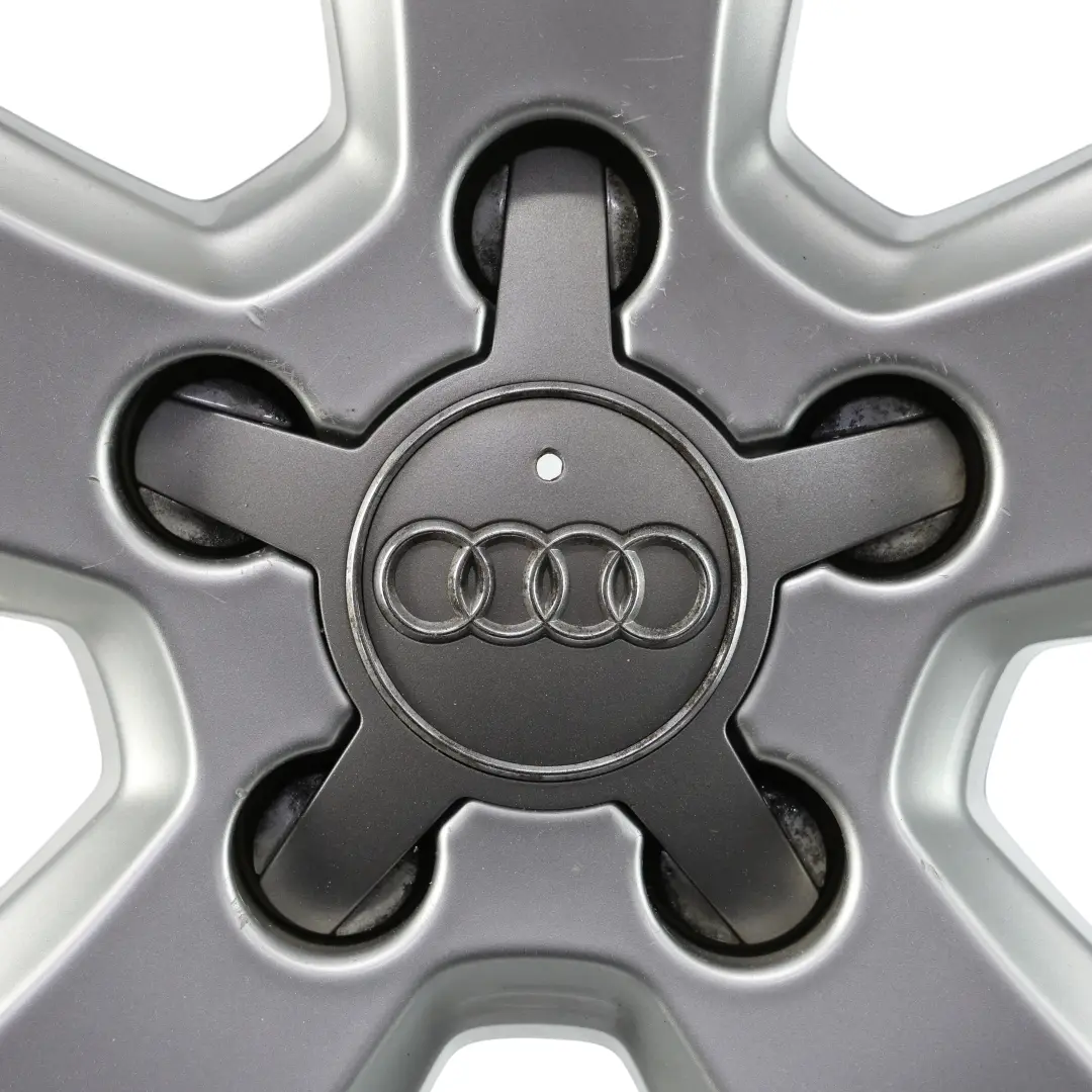 Audi A3 8V Jante En Alliage Argenté 17" ET:51 7,5J À Rayons Étoile - SKU 8V0601025BK-1 - Numéro de pièce 8V0601025BK